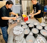 Gà Ác Tiềm Bào NGư Hoa Đông Trùng Thảo